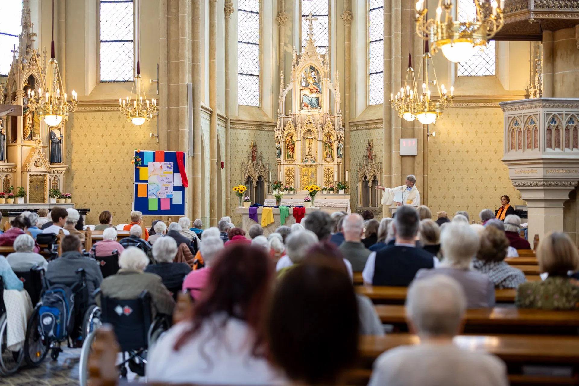 Gottesdienst_Salondeluxe_96ppi-69-1920w